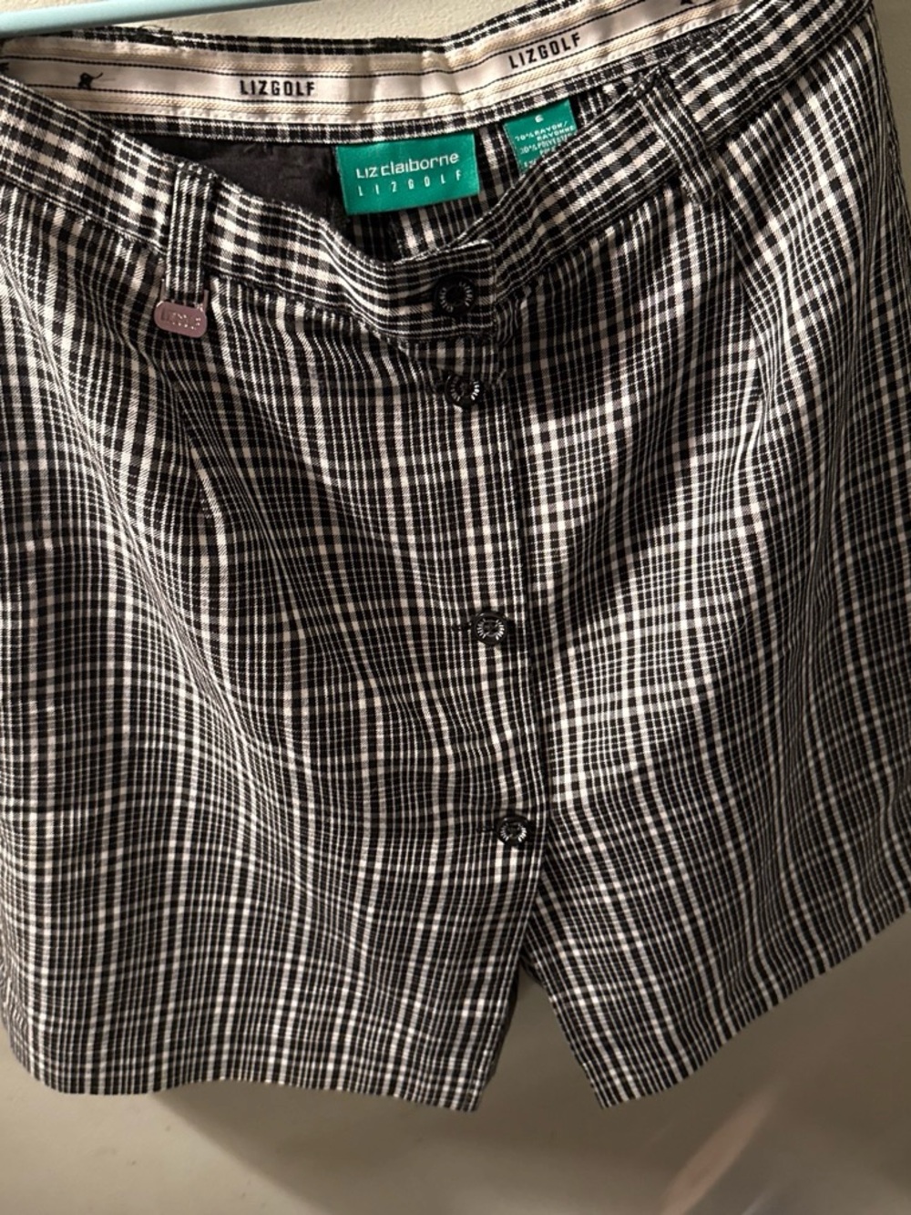 Liz Claiborne Plaid Button-Front Golf Skort, Black & White